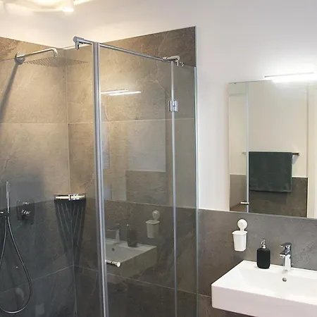 Laurentia Penthouse Apartment *