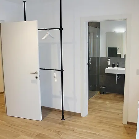 Laurentia Penthouse * Merano